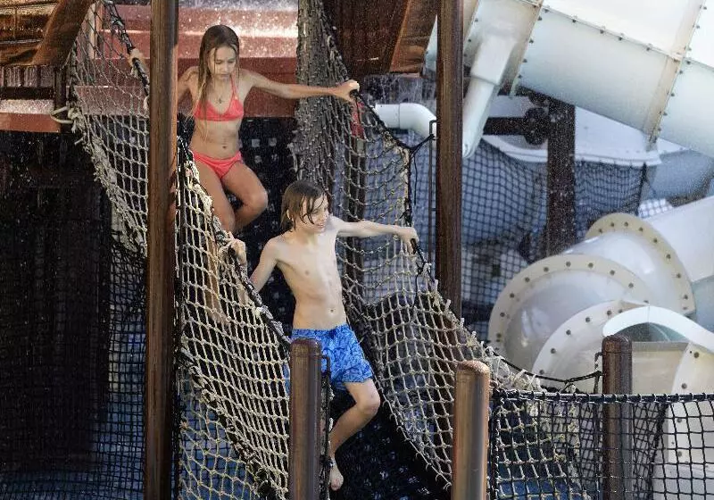 هتل Steigenberger Aqua Magic, All Inclusive