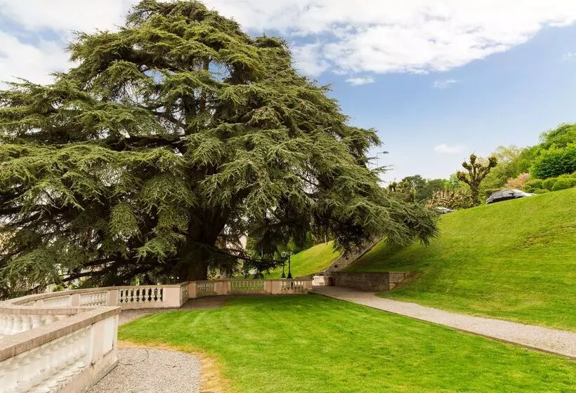 هتل The Originals Boutique, Hôtel Alizé, évianlesbains