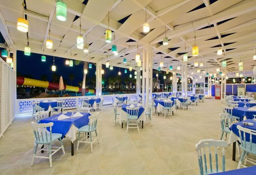 استراحتگاه Amphoras Aqua