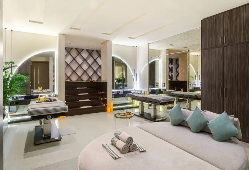 Rixos The Palm Hotel & Suites - Ultra All Inclusive