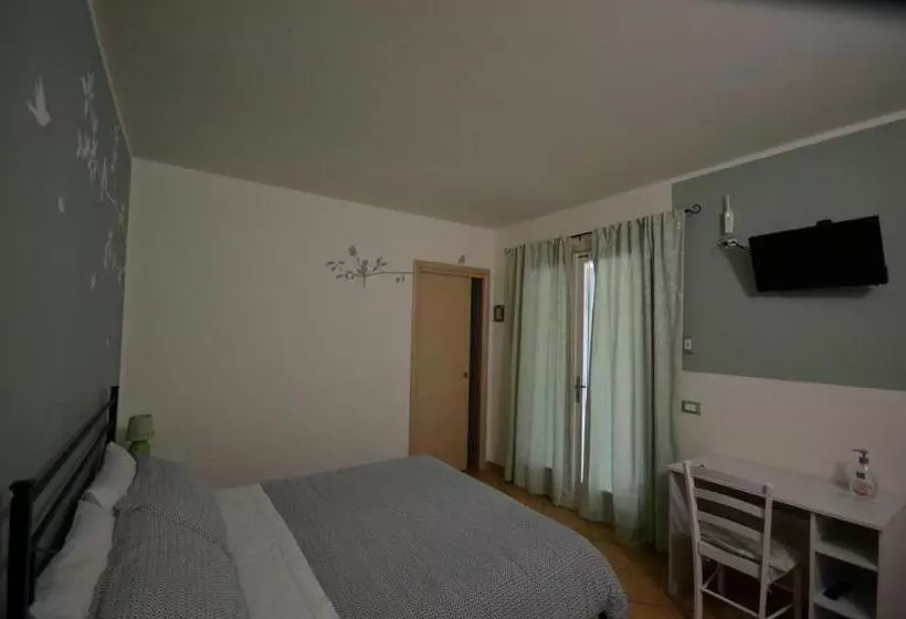 Aamiaismajoitus (B&B) Bb Il Grande Salice Bike Friends