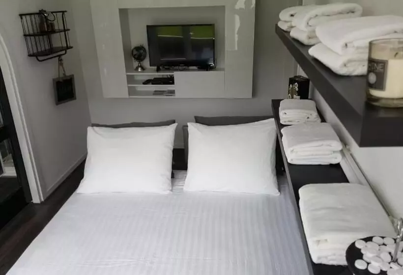 Bed and Breakfast Byonz