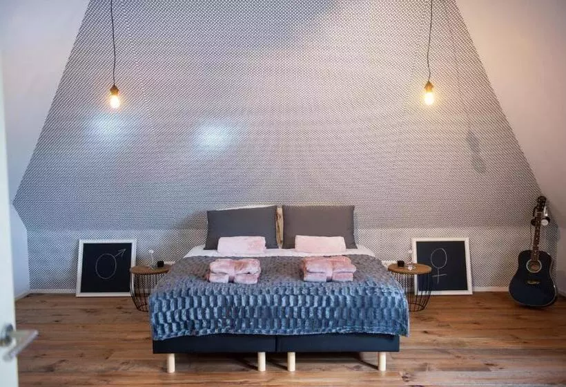 Bed and Breakfast Byonz