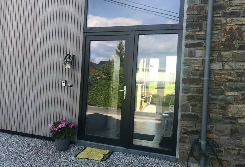 ベッドアンドブレックファースト La Colombe