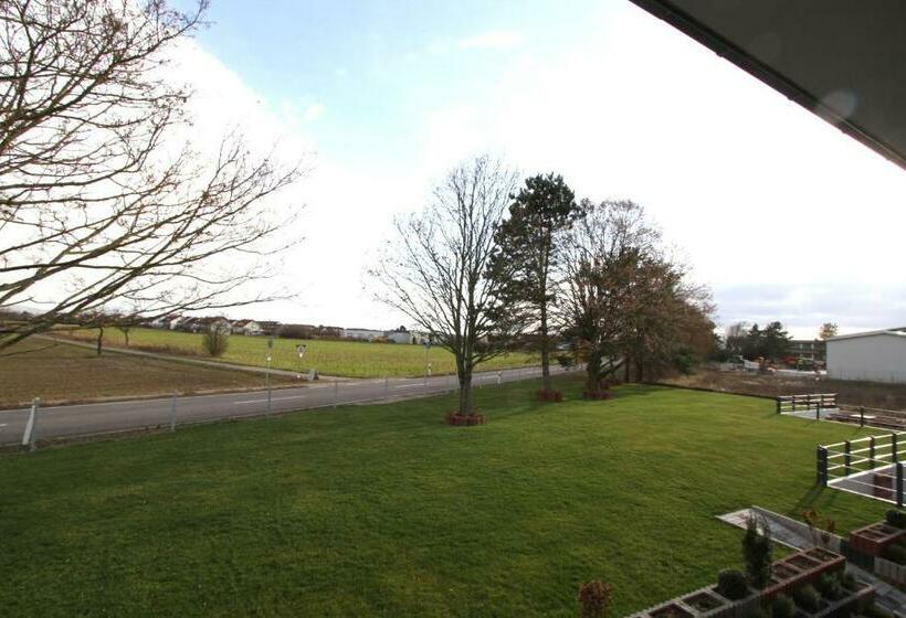 Bed and Breakfast Neumann S übernachten