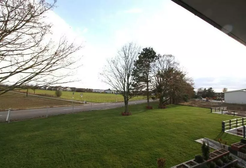 Aamiaismajoitus (B&B) Neumann S übernachten