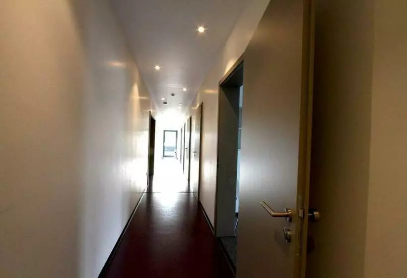 Aamiaismajoitus (B&B) Neumann S übernachten