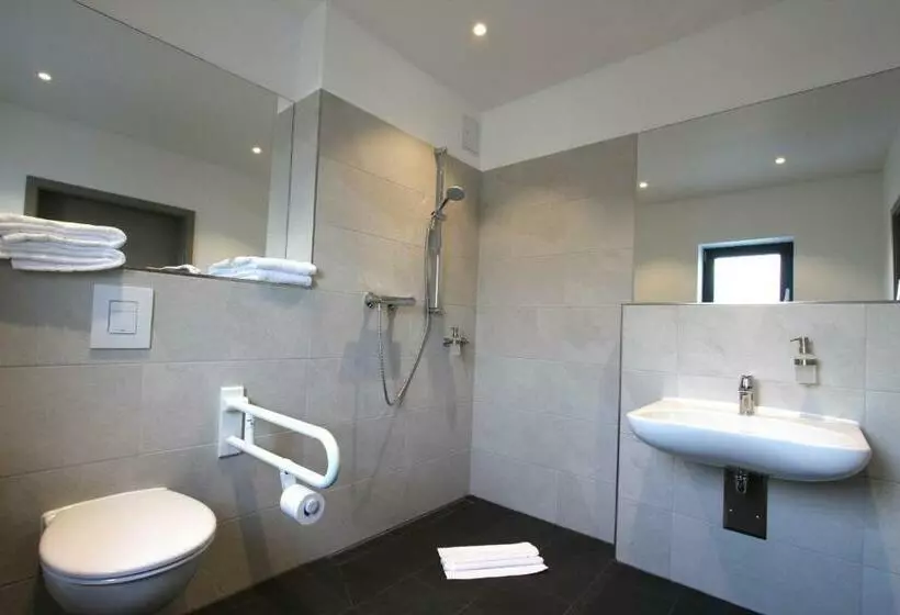 Aamiaismajoitus (B&B) Neumann S übernachten