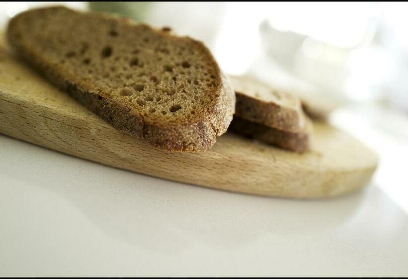 ベッドアンドブレックファースト Rooseboom22