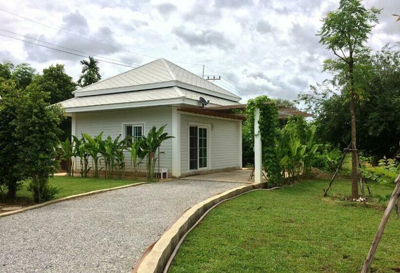 پانسیون Baan2rai