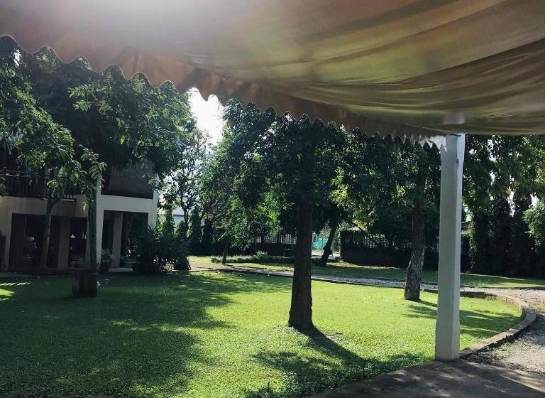 پانسیون Baan2rai