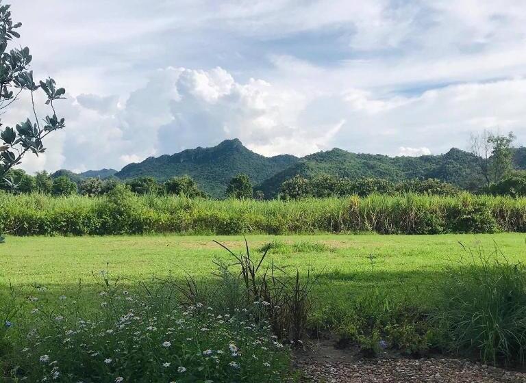 پانسیون Baan2rai