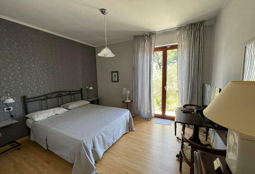 بنسيون Camera Hortensia By Le Rose