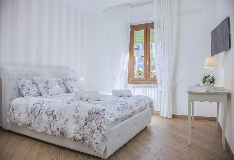 مبيت وإفطار La Perla   Chic Accommodation