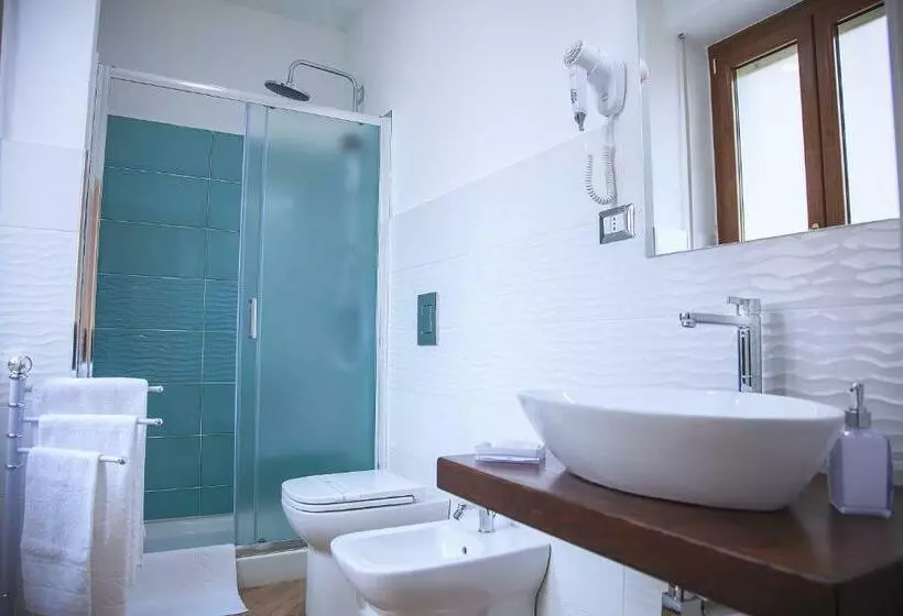 ベッドアンドブレックファースト La Perla   Chic Accommodation
