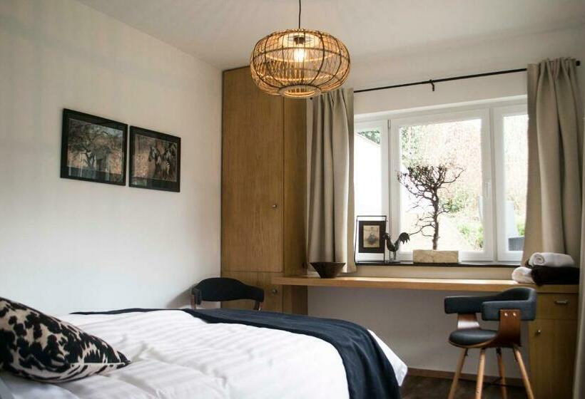 مبيت وإفطار Huize Mesch