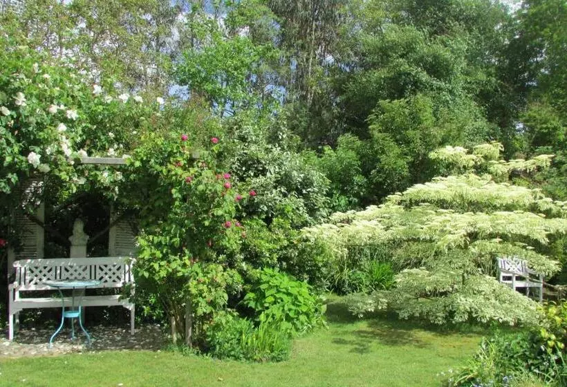 Aamiaismajoitus (B&B) L Agapanthe