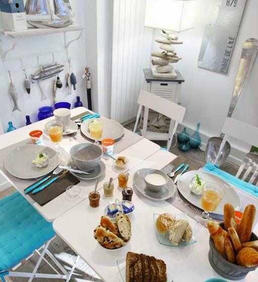 مبيت وإفطار La Maison Au Dessus Des Voiles