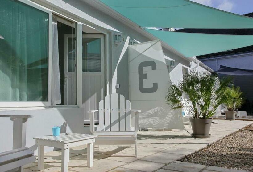 مبيت وإفطار La Maison Au Dessus Des Voiles