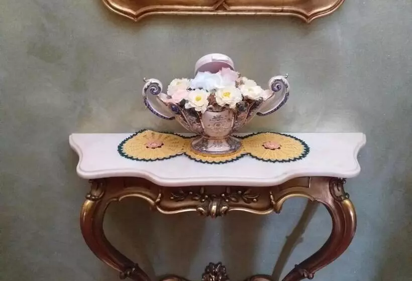 Aamiaismajoitus (B&B) La Mammola Bed&breakfast