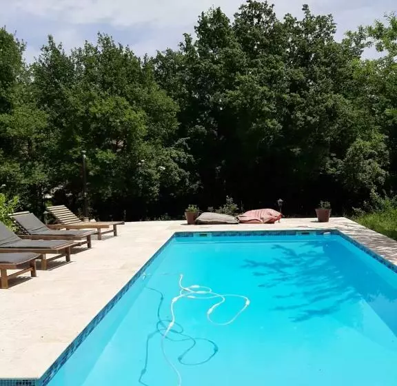 Aamiaismajoitus (B&B) Le Paradis De Clarisse