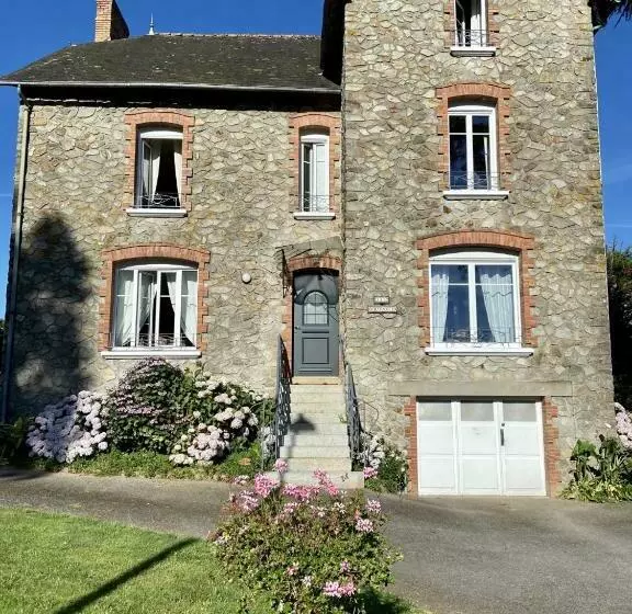 ベッドアンドブレックファースト Les Hortensias