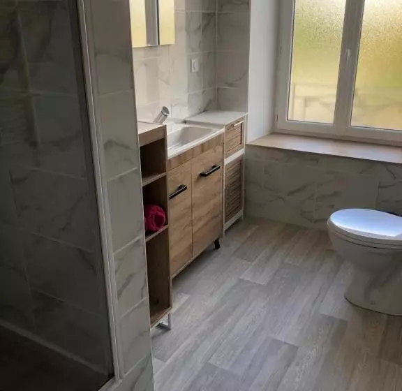 ベッドアンドブレックファースト Les Hortensias