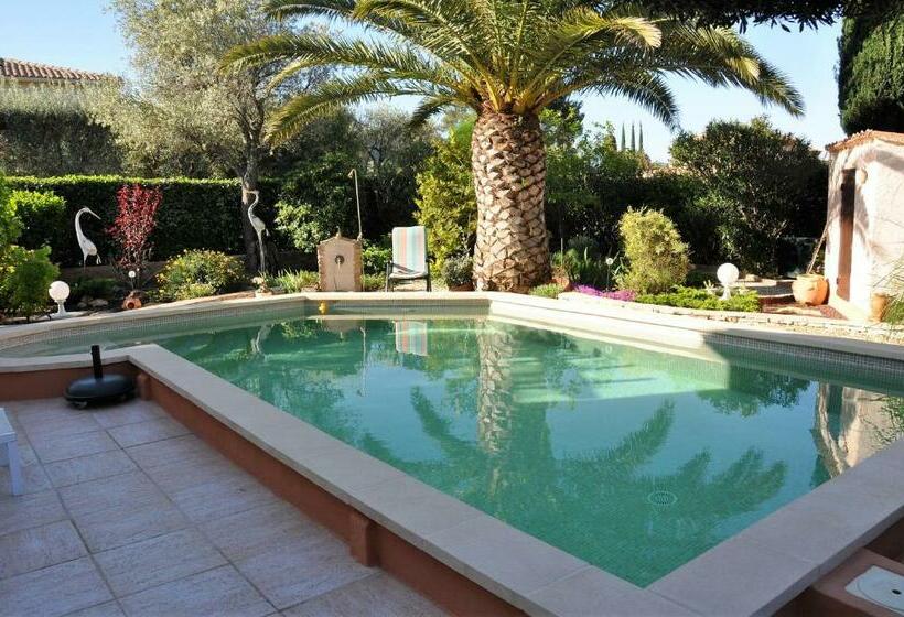 مبيت وإفطار Les Oliviers La Cadiere