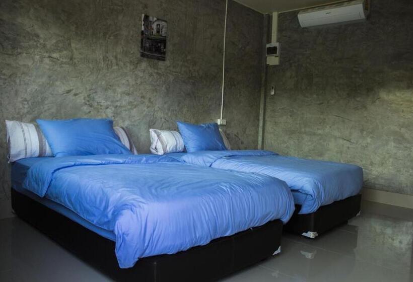 Otel Navy Sisatchanalai