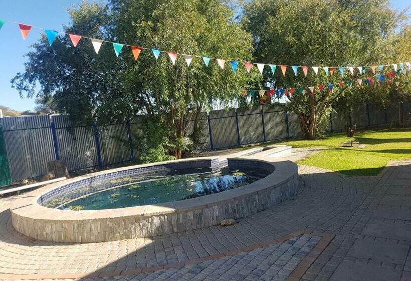 Pension New Rush Guest House