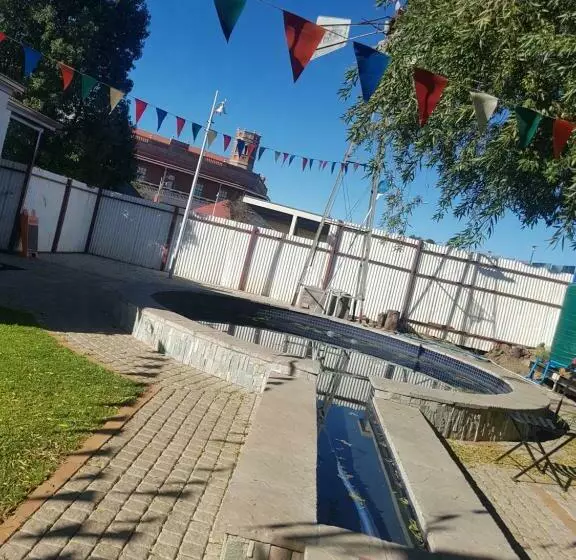 پانسیون New Rush Guest House