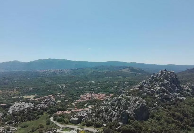 ベッドアンドブレックファースト Agriturismo La Vigna