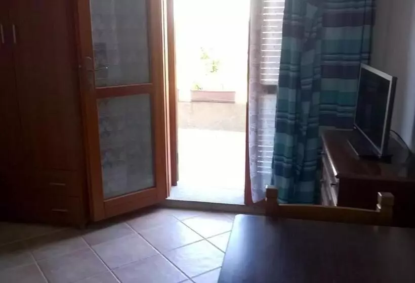 ベッドアンドブレックファースト Agriturismo La Vigna