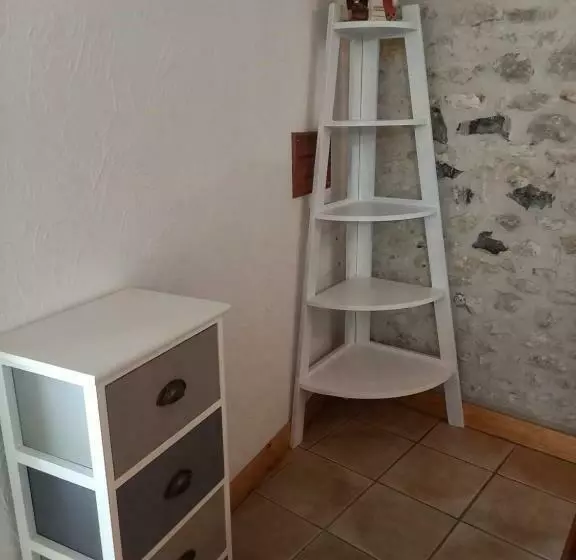 Aamiaismajoitus (B&B) La Charentaise Ch D Hôtes ,studio