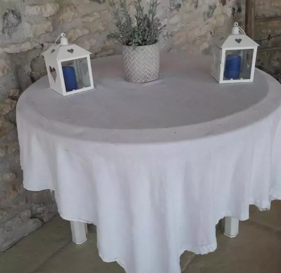 Aamiaismajoitus (B&B) La Charentaise Ch D Hôtes ,studio