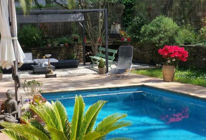 مبيت وإفطار La Douce Heure