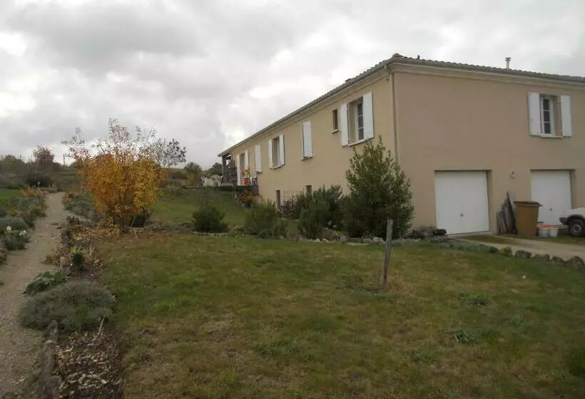 Aamiaismajoitus (B&B) Maison La Croix Chambre Chez L   Habitant