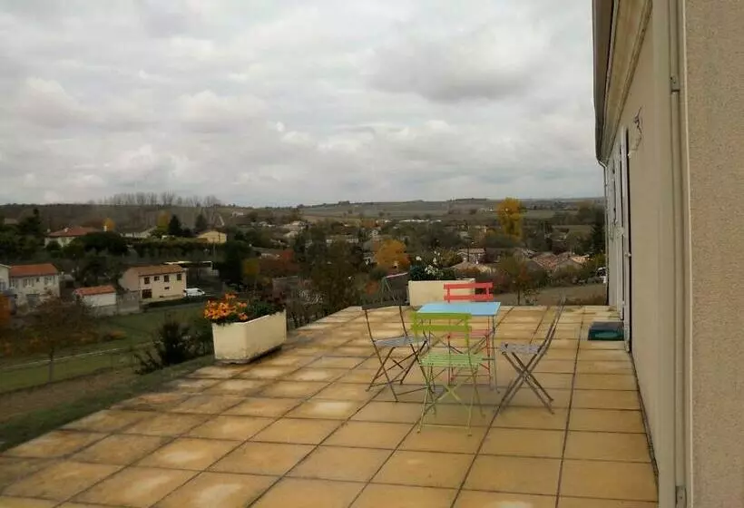 Aamiaismajoitus (B&B) Maison La Croix Chambre Chez L   Habitant