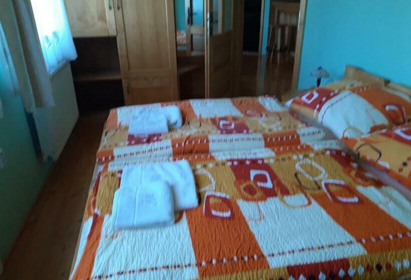 بنسيون Penzión Weinerovka Varín