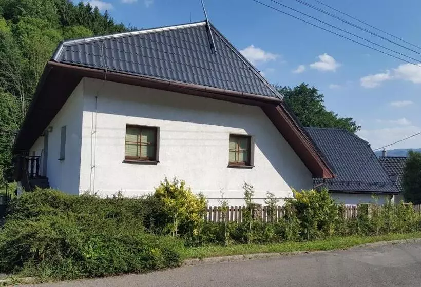 Majatalo Penzion Beskyd