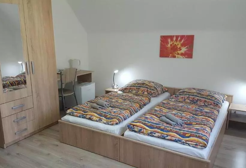 Majatalo Penzion Beskyd