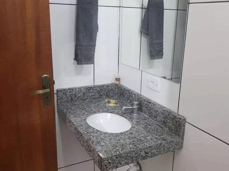 پانسیون Pousada Gil