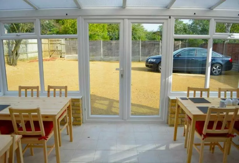 Majatalo Winston Guesthouse