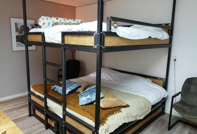 ベッドアンドブレックファースト De Kapschuur