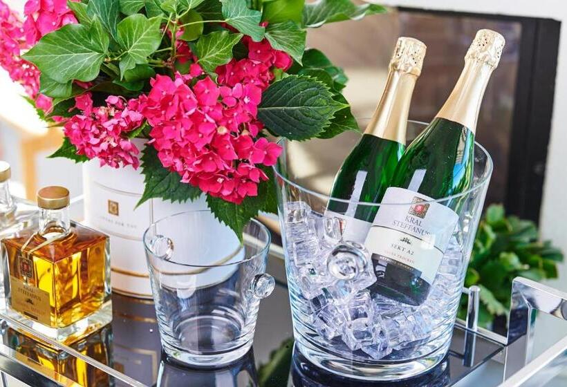 Bed and Breakfast Pension Kral