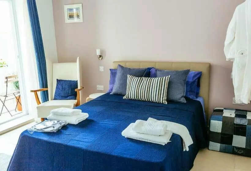 Ghand In Nanna B&b