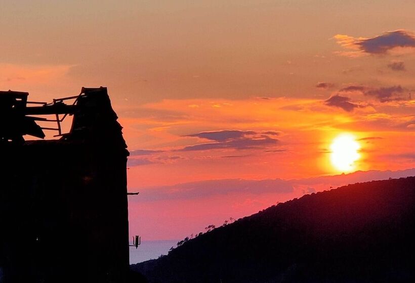 فندق Agriturismo Orto Dei Rolli