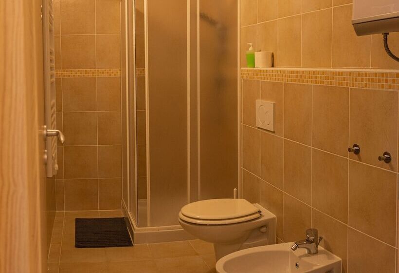 فندق Agriturismo Orto Dei Rolli