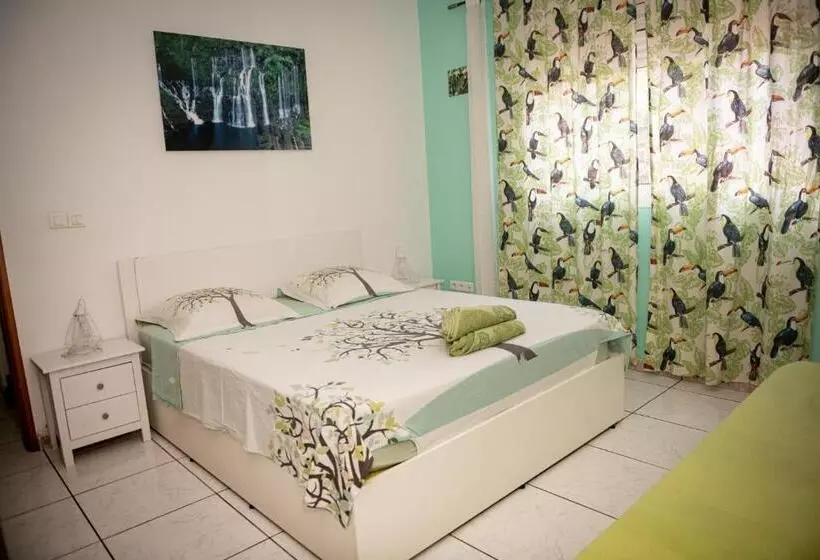 پانسیون Chambres D Hôtes Du Domaine Des Doudous