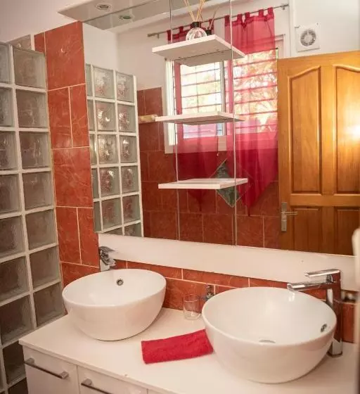 پانسیون Chambres D Hôtes Du Domaine Des Doudous